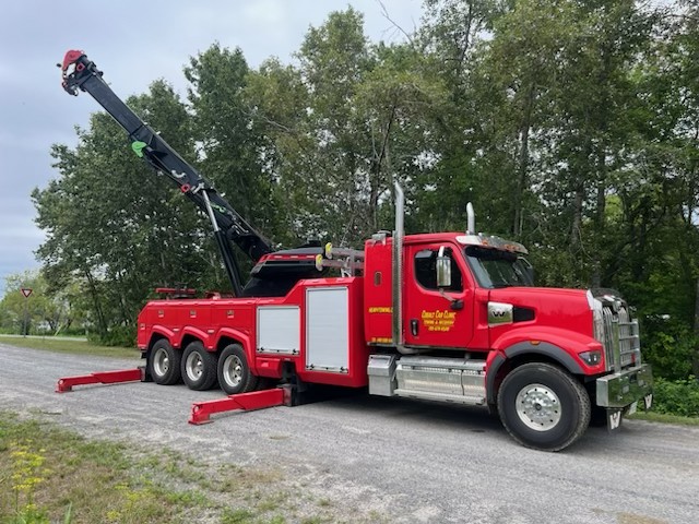 Cobalt Car Clinic 50-Ton Heavy Duty Rotator